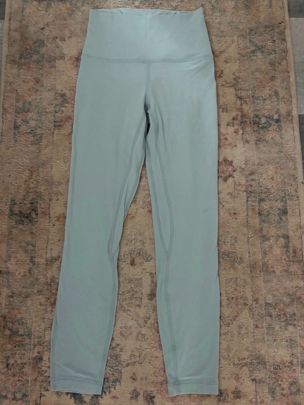 Lululemon bundle - Picture 6 of 7
